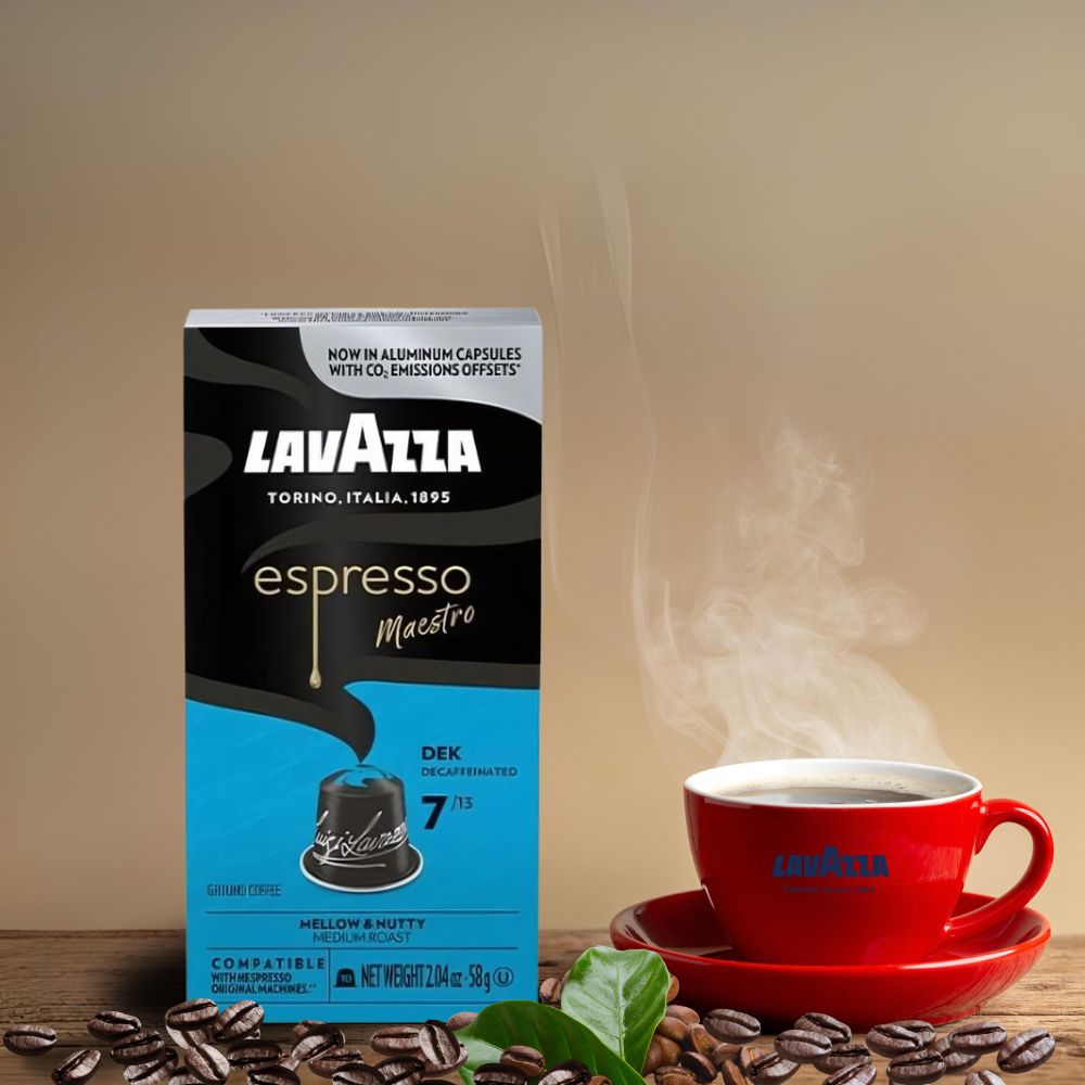 Lavazza Espresso Maestro Dek in cup