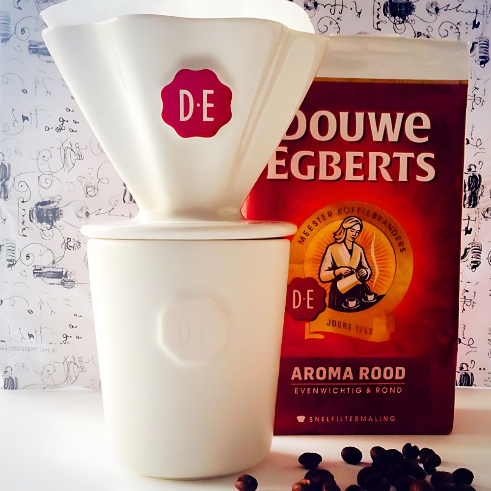 Scratch & Dent Douwe Egberts Aroma Rood Ground Coffee 17.6oz/500g
