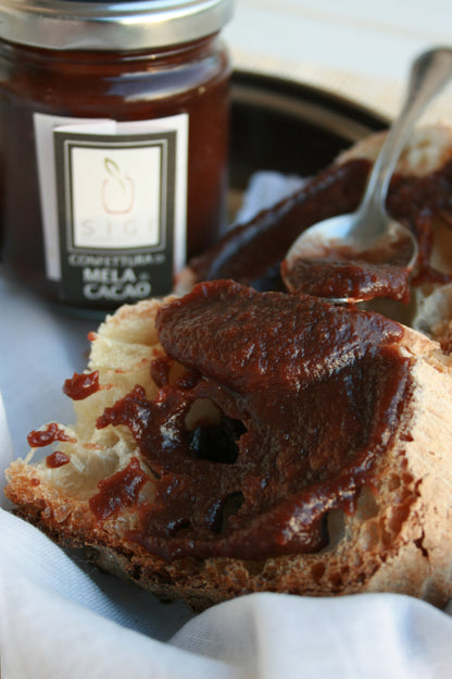 SiGi Apple and Dark Cocoa Spread 7.8oz/220g